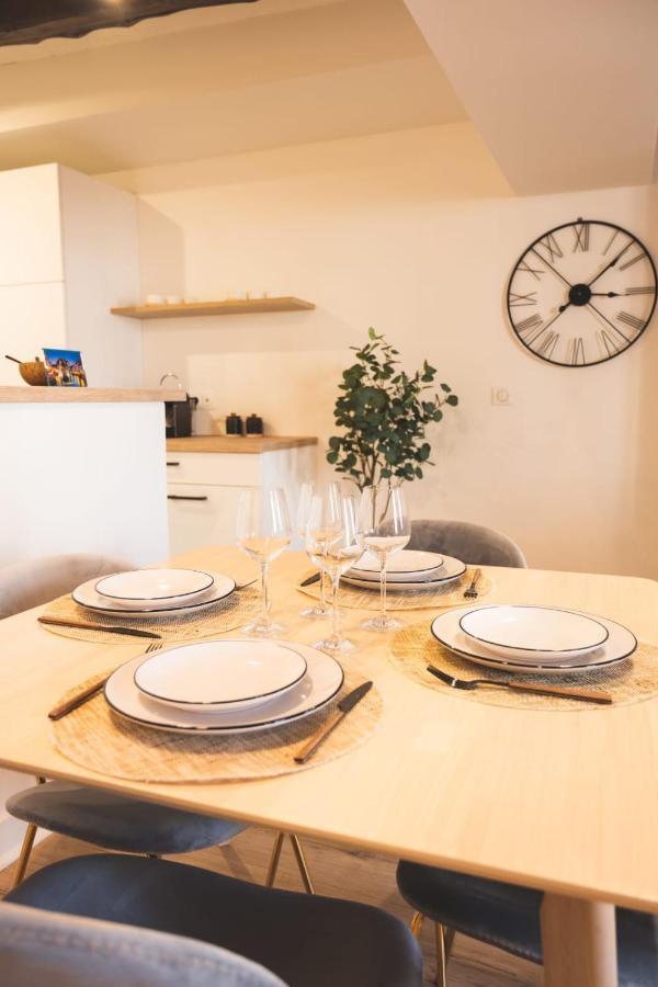 Le Grenette - Appartement Pour 2 A 4 Personnes En Plein Coeur D'Annecy Exterior photo