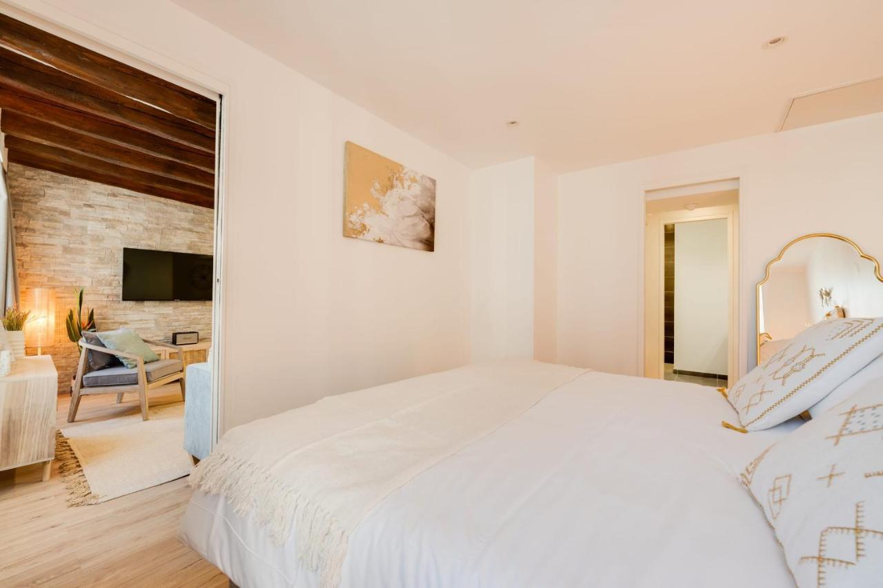 Le Grenette - Appartement Pour 2 A 4 Personnes En Plein Coeur D'Annecy Exterior photo
