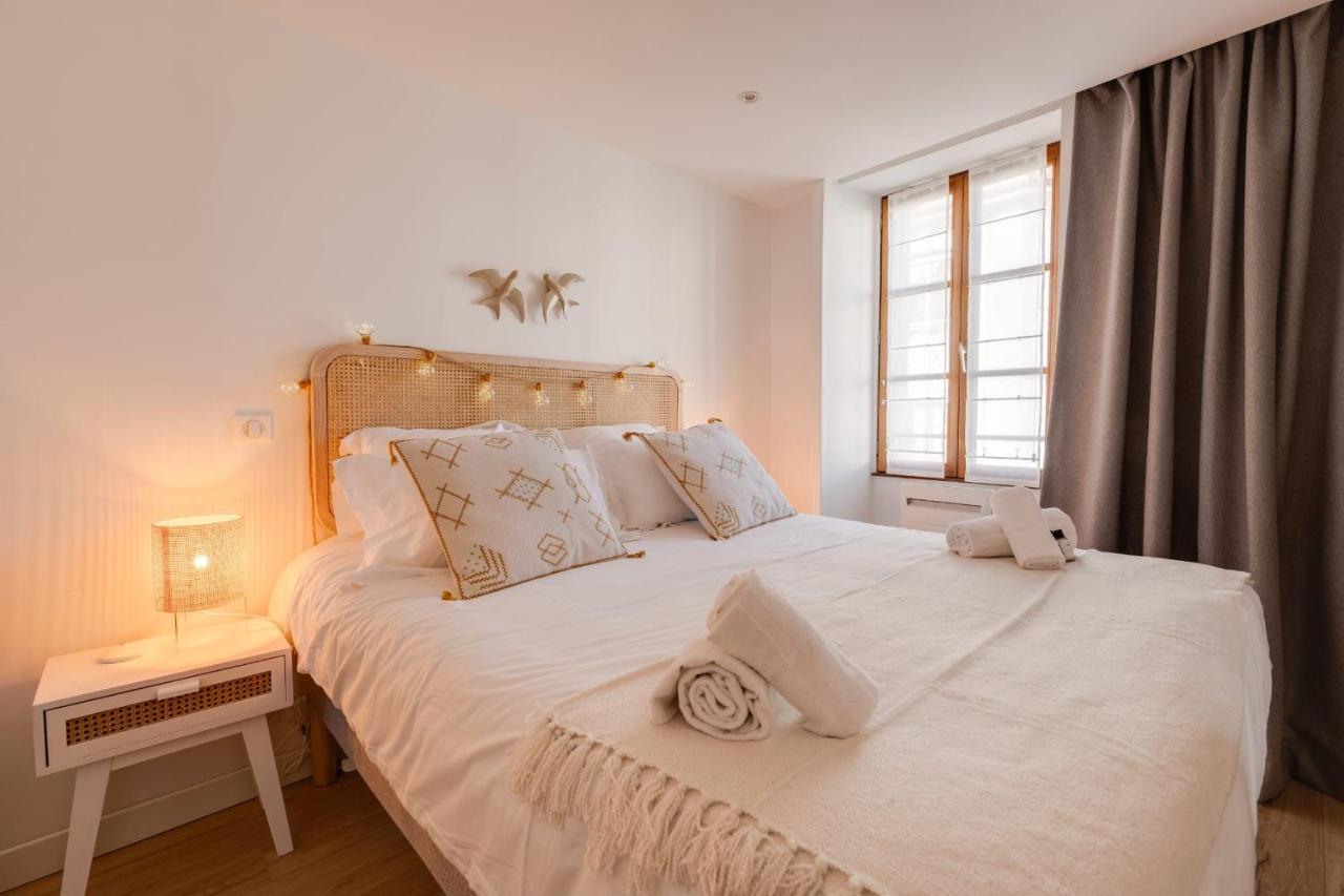 Le Grenette - Appartement Pour 2 A 4 Personnes En Plein Coeur D'Annecy Exterior photo