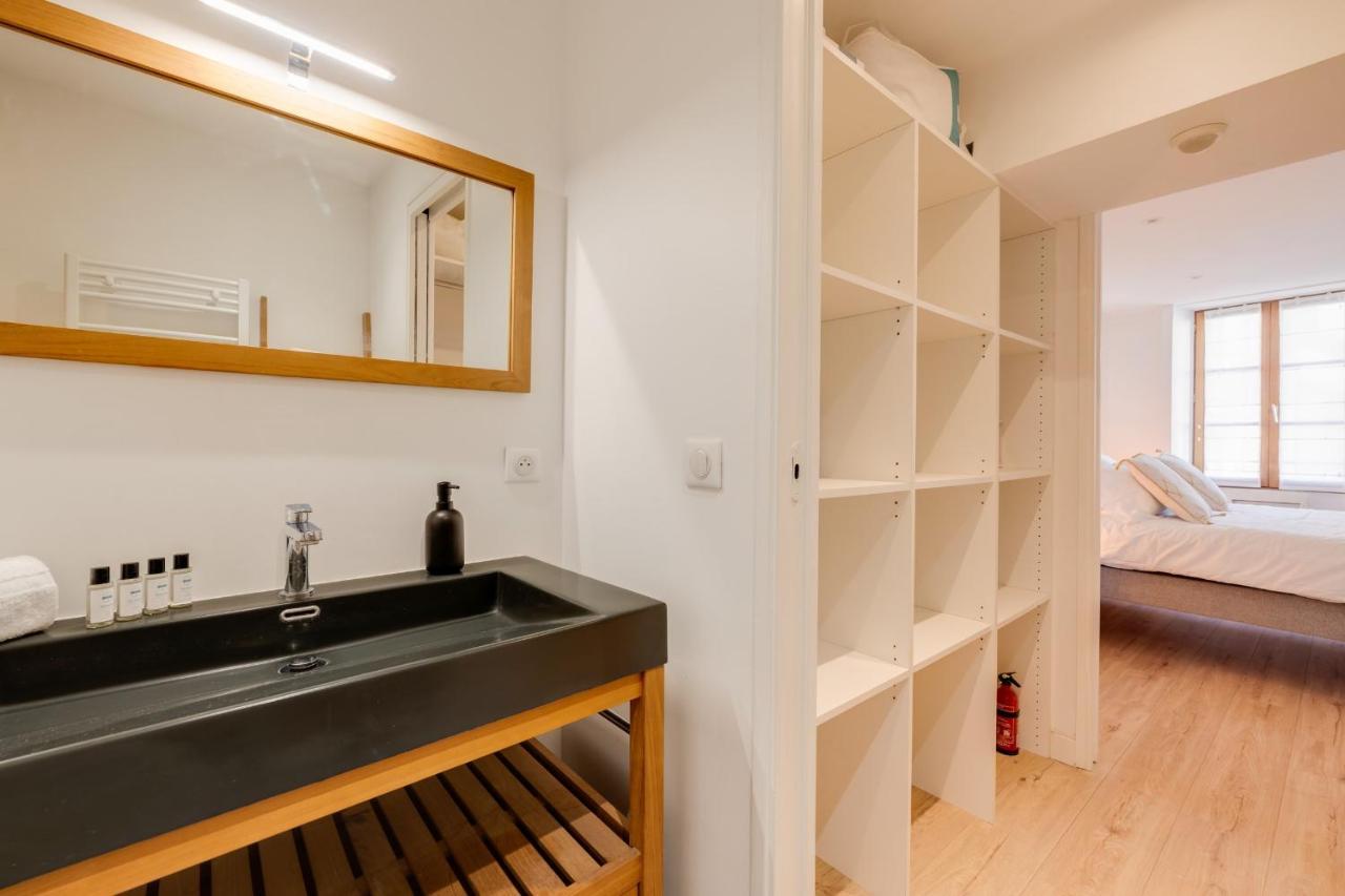 Le Grenette - Appartement Pour 2 A 4 Personnes En Plein Coeur D'Annecy Exterior photo